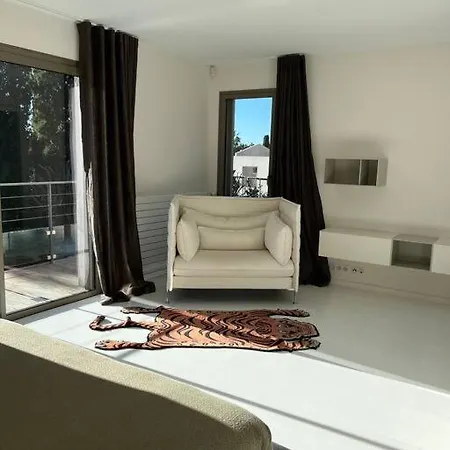 Hannah Cap D'antibes Вилла Антиб